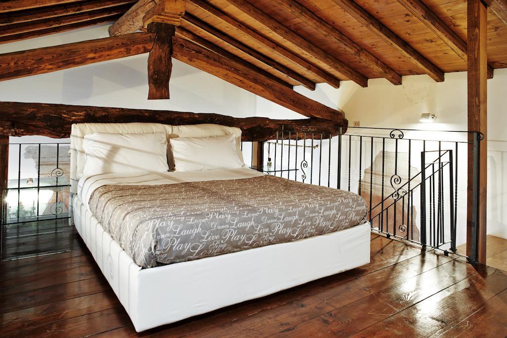 P&P Piazza Bergamo Apartment Oda fotoğraf